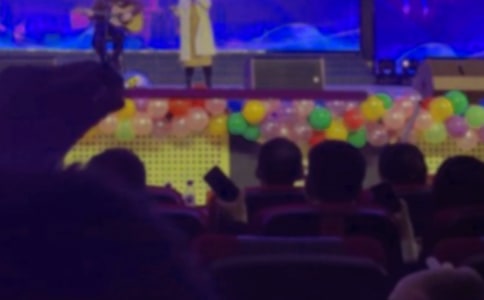 畢業(yè)晚會主持人臺詞參考