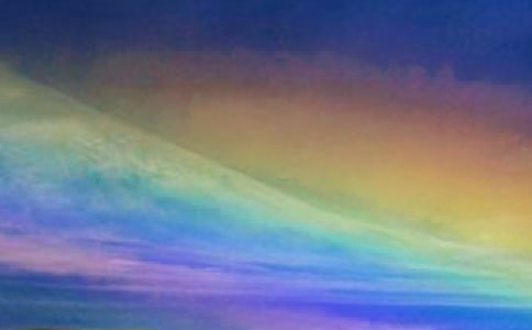 �ʺ���ɫ������������