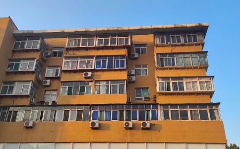 房產(chǎn)店長員工大會發(fā)言稿簡短