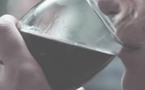 夢見喝酒是什么意思?