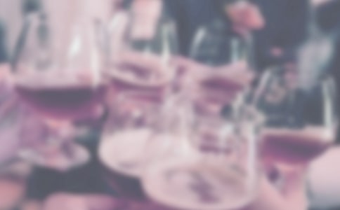 敬酒三杯