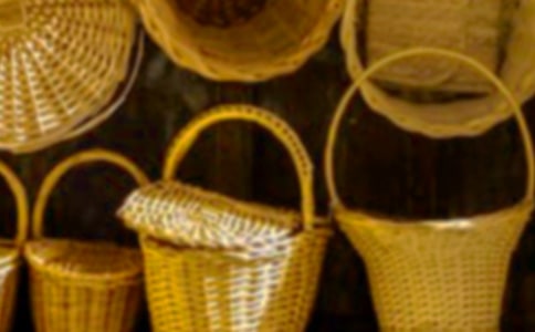 �x������һ�j���и�
