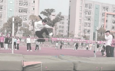 ��һ����������700��