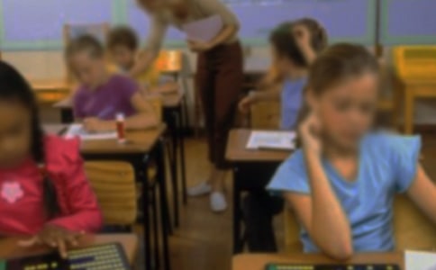 �׃��@�����ӻ�ӿ��Y