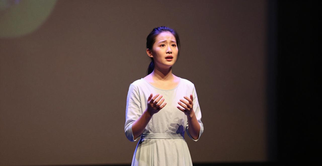 表演臺詞朗誦 女生